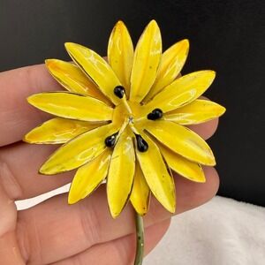 Vintage Sandor Co Brooch Yellow Enamel Flower Gold Tone Signed 3.5in